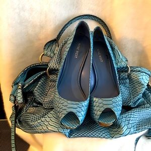 Nine West leather pumps